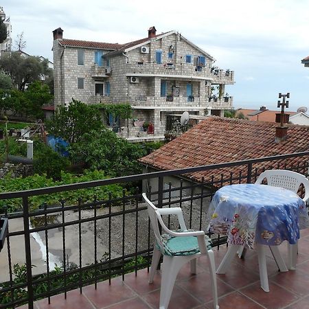 Guest House Zivkovic Sveti Stefan Exteriör bild