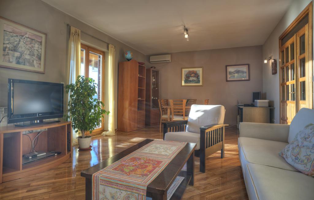 Guest House Zivkovic Sveti Stefan Exteriör bild