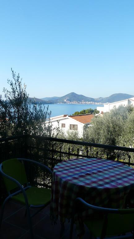 Guest House Zivkovic Sveti Stefan Rum bild