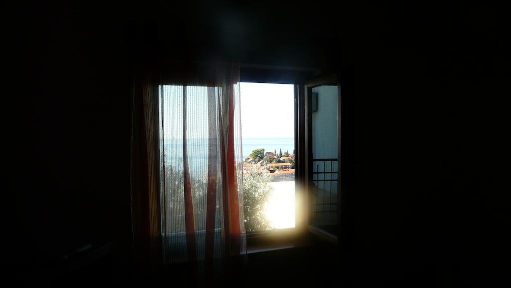 Guest House Zivkovic Sveti Stefan Exteriör bild