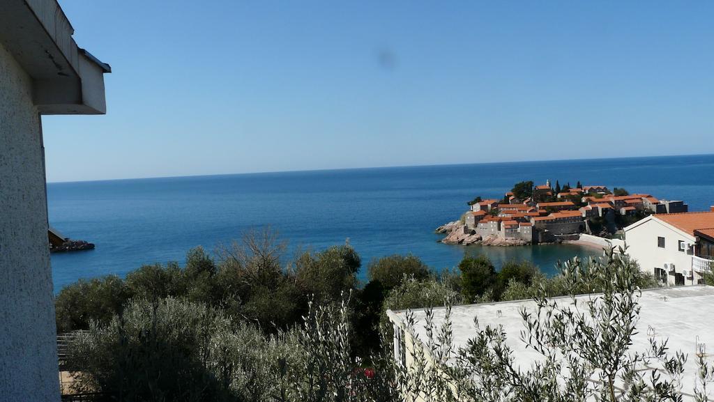 Guest House Zivkovic Sveti Stefan Exteriör bild